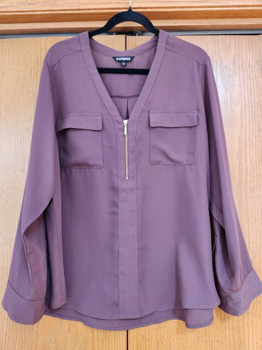 Express Mauve/Plum/Purple V-Neck Half-Zip Two-Pocket Blouse Top XL